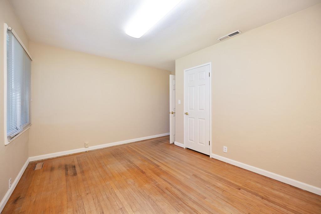 El Camino Avenue, Sacramento, California image 31
