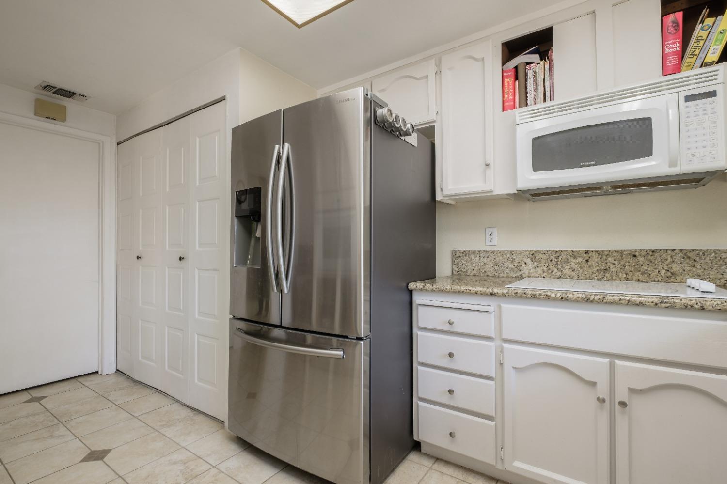 Platte River Court, Rancho Cordova, California image 22