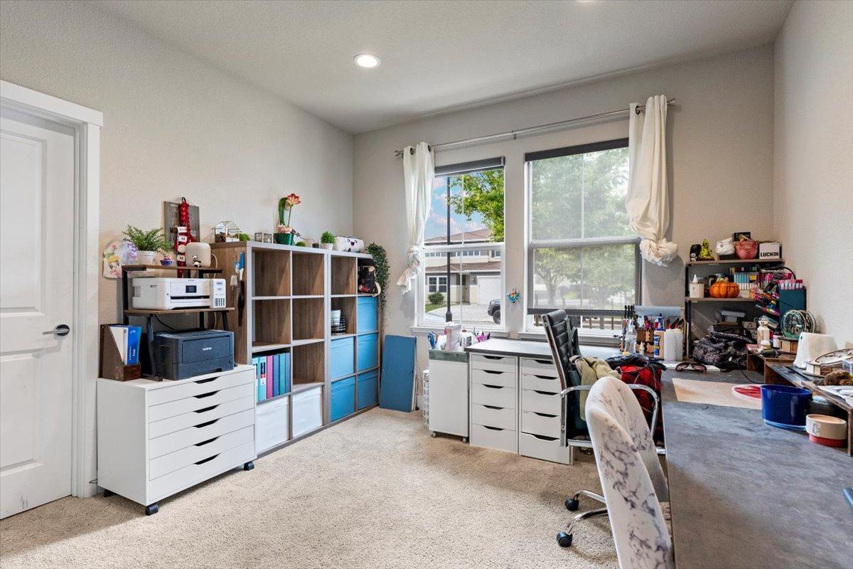 Detail Gallery Image 40 of 70 For 18466 Lewiston Dr, Lathrop,  CA 95330 - 5 Beds | 3/1 Baths