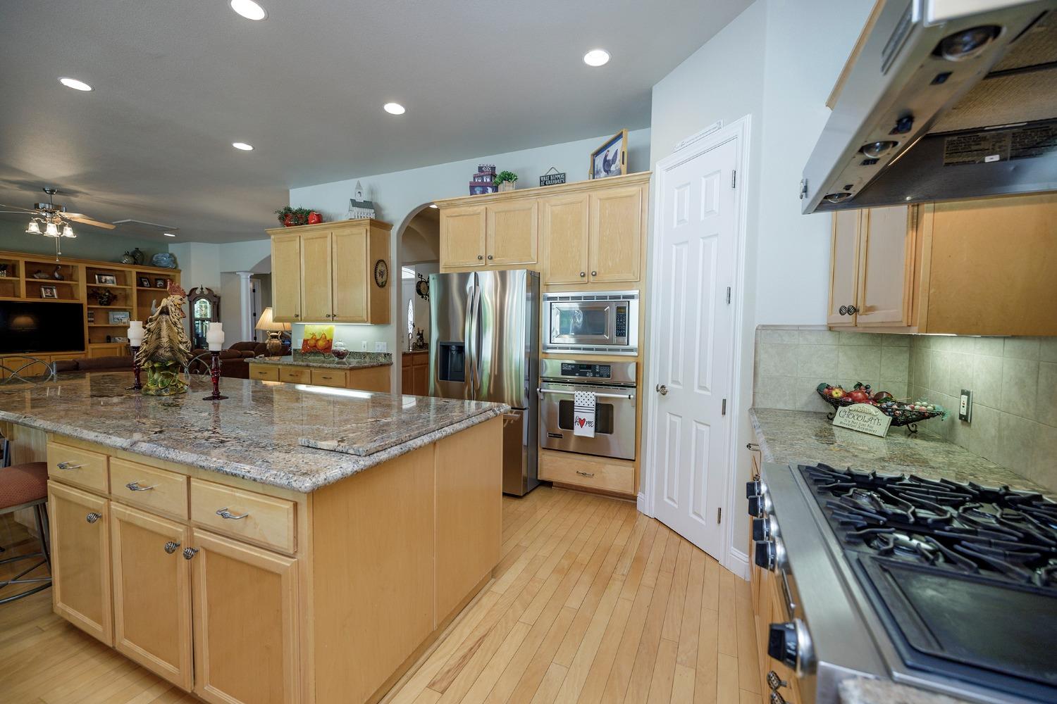Detail Gallery Image 26 of 77 For 11325 Wild Oak Dr, Oakdale,  CA 95361 - 4 Beds | 2/1 Baths