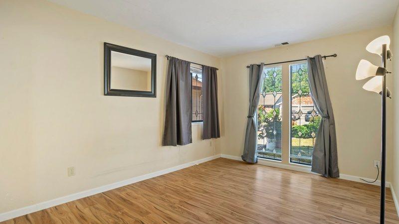 Detail Gallery Image 29 of 42 For 8770 Superb Cir, Elk Grove,  CA 95624 - 3 Beds | 2 Baths