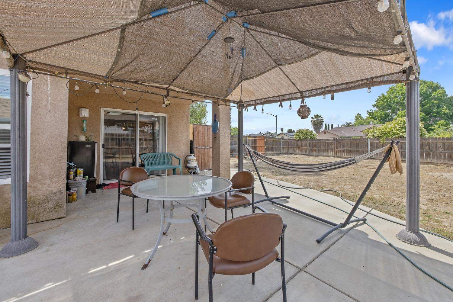Florence Avenue, Lemoore, California image 37