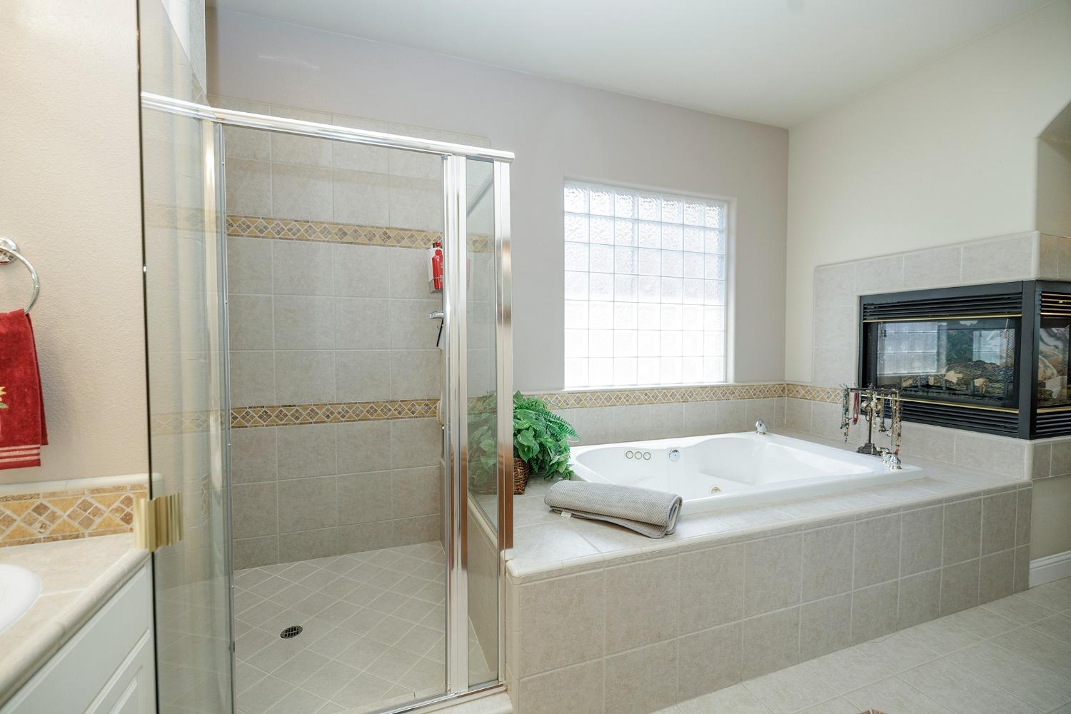 Detail Gallery Image 35 of 77 For 11325 Wild Oak Dr, Oakdale,  CA 95361 - 4 Beds | 2/1 Baths