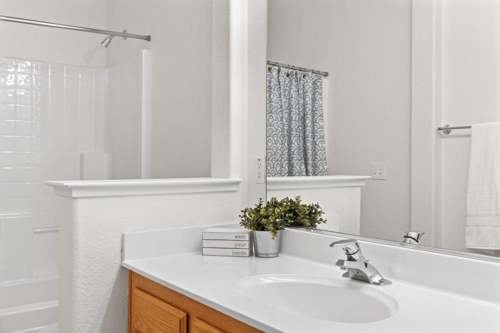 Detail Gallery Image 57 of 78 For 129 Opus Cir, Sacramento,  CA 95834 - 4 Beds | 2/1 Baths