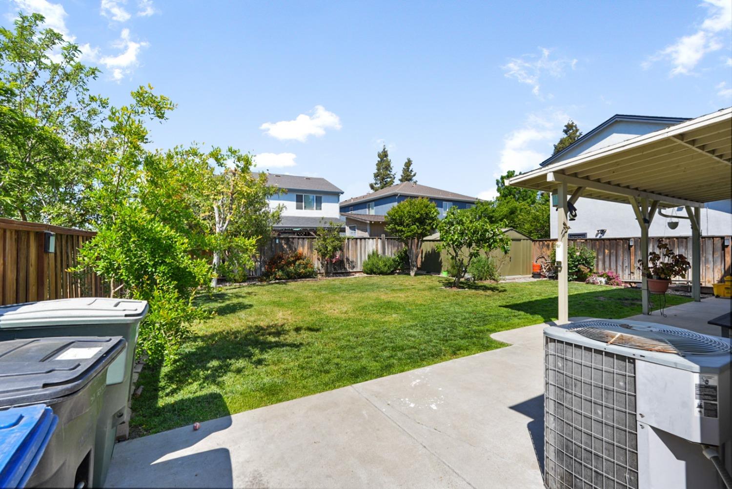 Detail Gallery Image 29 of 30 For 2025 St Theresa Way, Modesto,  CA 95358 - 4 Beds | 2/1 Baths