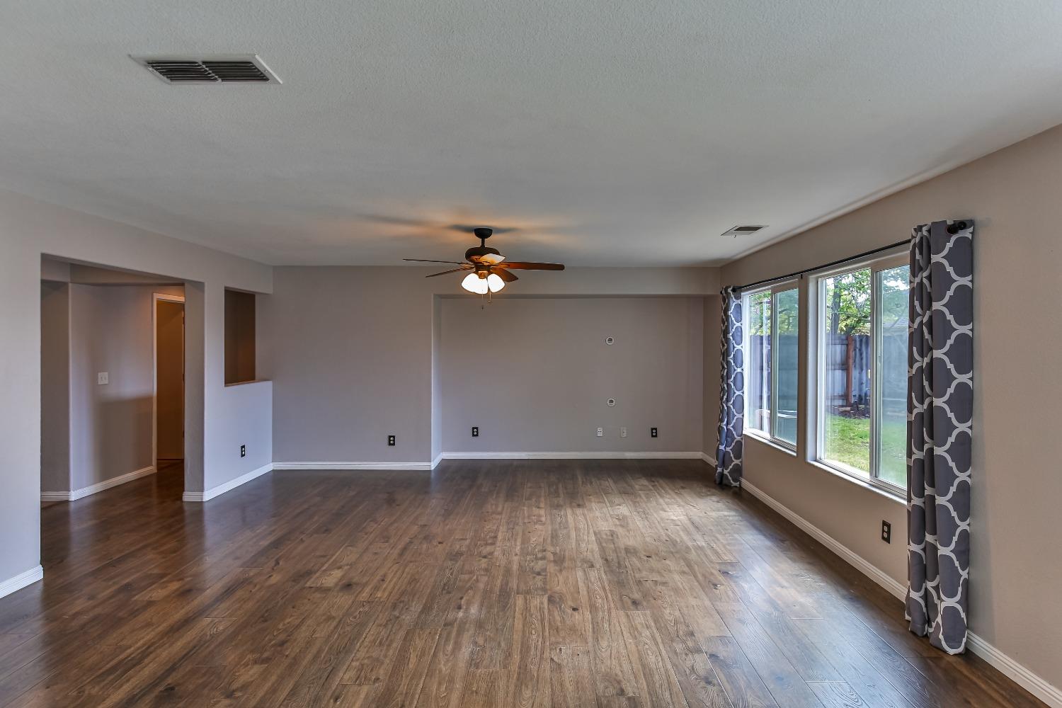 Chateau Drive, Olivehurst, California image 11