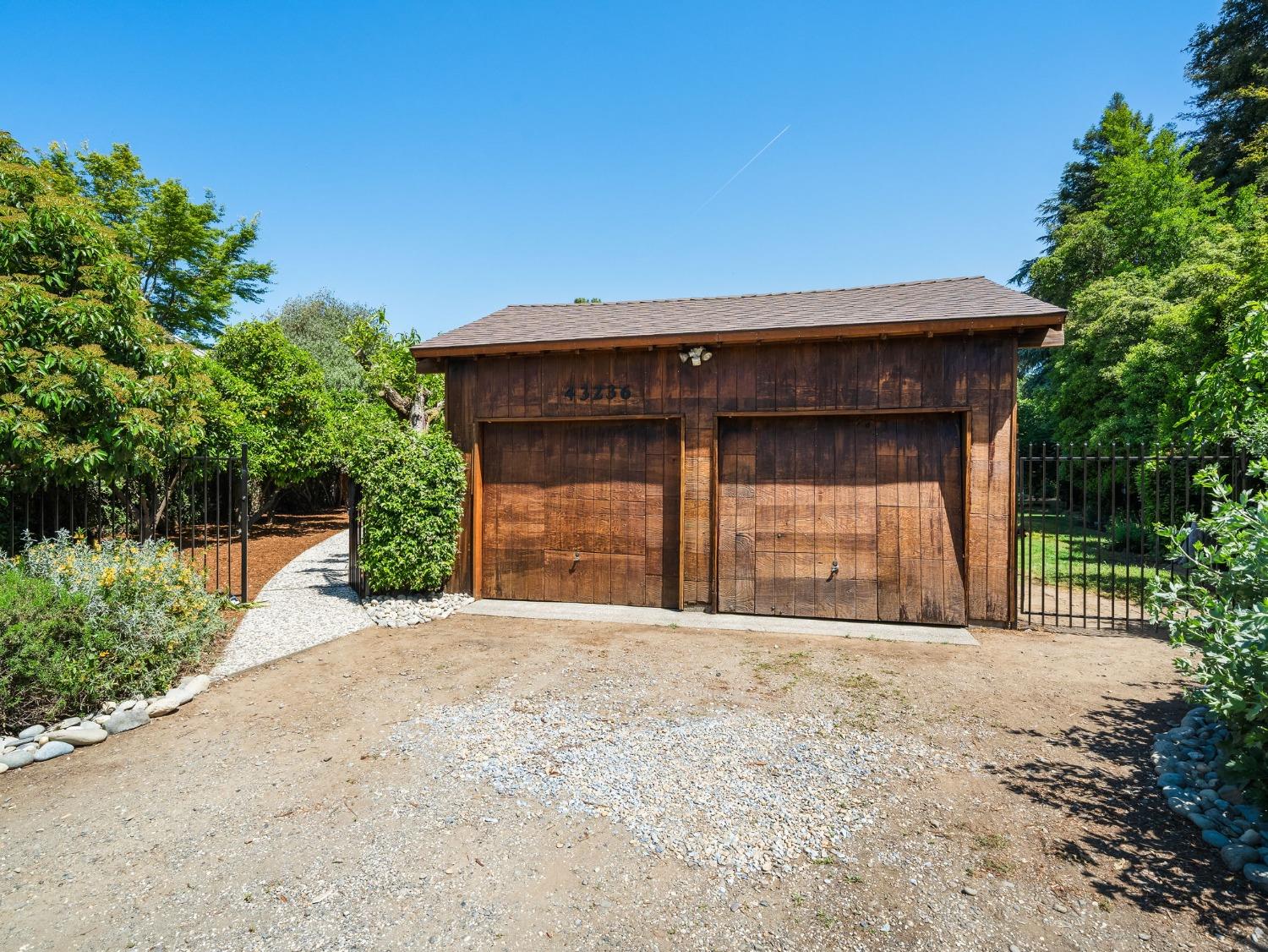 Detail Gallery Image 73 of 81 For 43236 E Oakside Pl, Davis,  CA 95618 - 3 Beds | 3 Baths