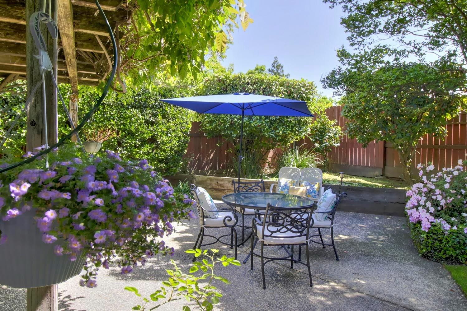 Detail Gallery Image 52 of 66 For 5126 Pleasantglen Way, Elk Grove,  CA 95758 - 3 Beds | 2/1 Baths