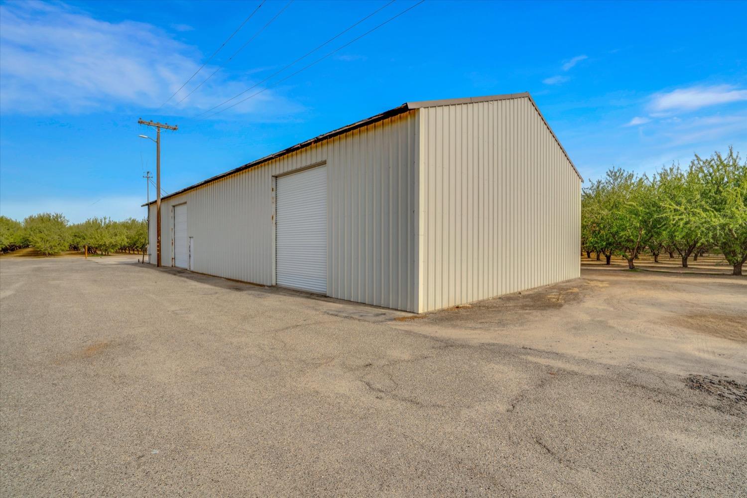 Detail Gallery Image 43 of 46 For 21549 E River Rd, Escalon,  CA 95320 - 3 Beds | 2 Baths