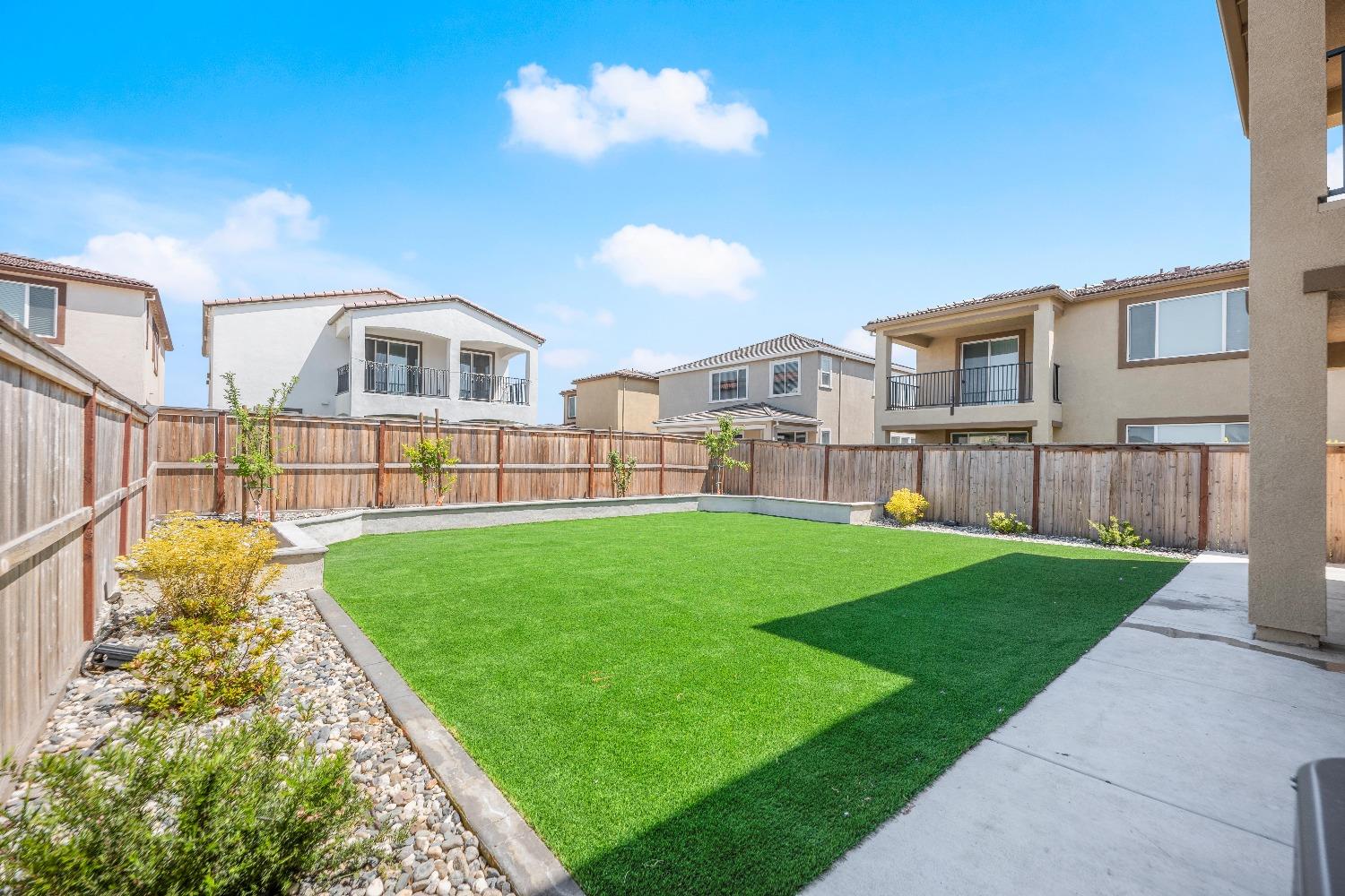 Harveston Way, Sacramento, California image 46