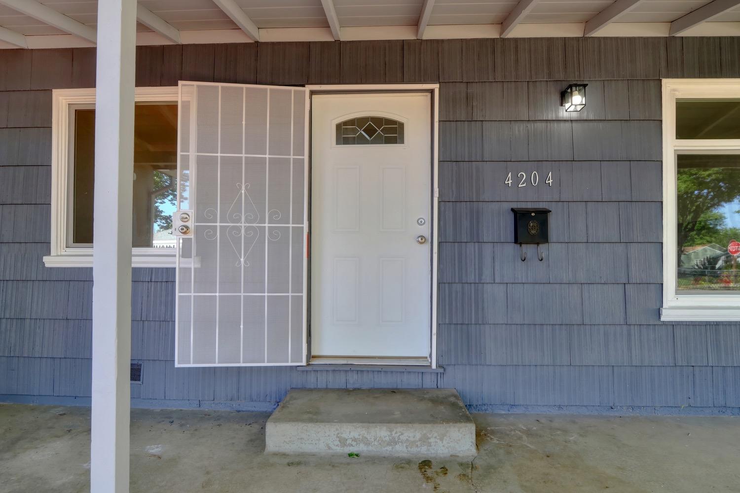 20th Avenue, Sacramento, California image 3