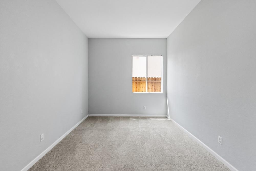 Detail Gallery Image 32 of 78 For 129 Opus Cir, Sacramento,  CA 95834 - 4 Beds | 2/1 Baths