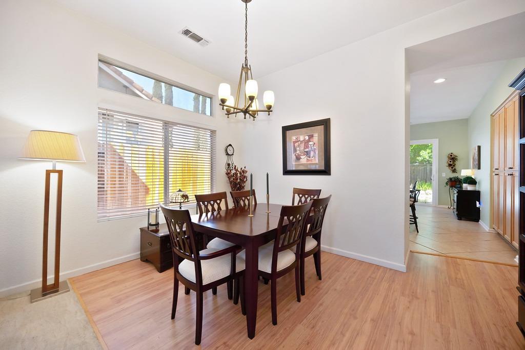 Evergreen Drive, Roseville, California image 15