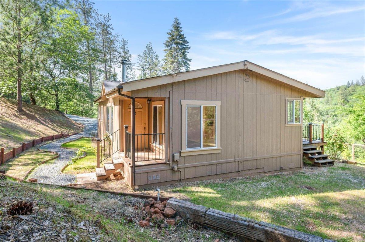 Pekolee Drive, Grass Valley, California image 29