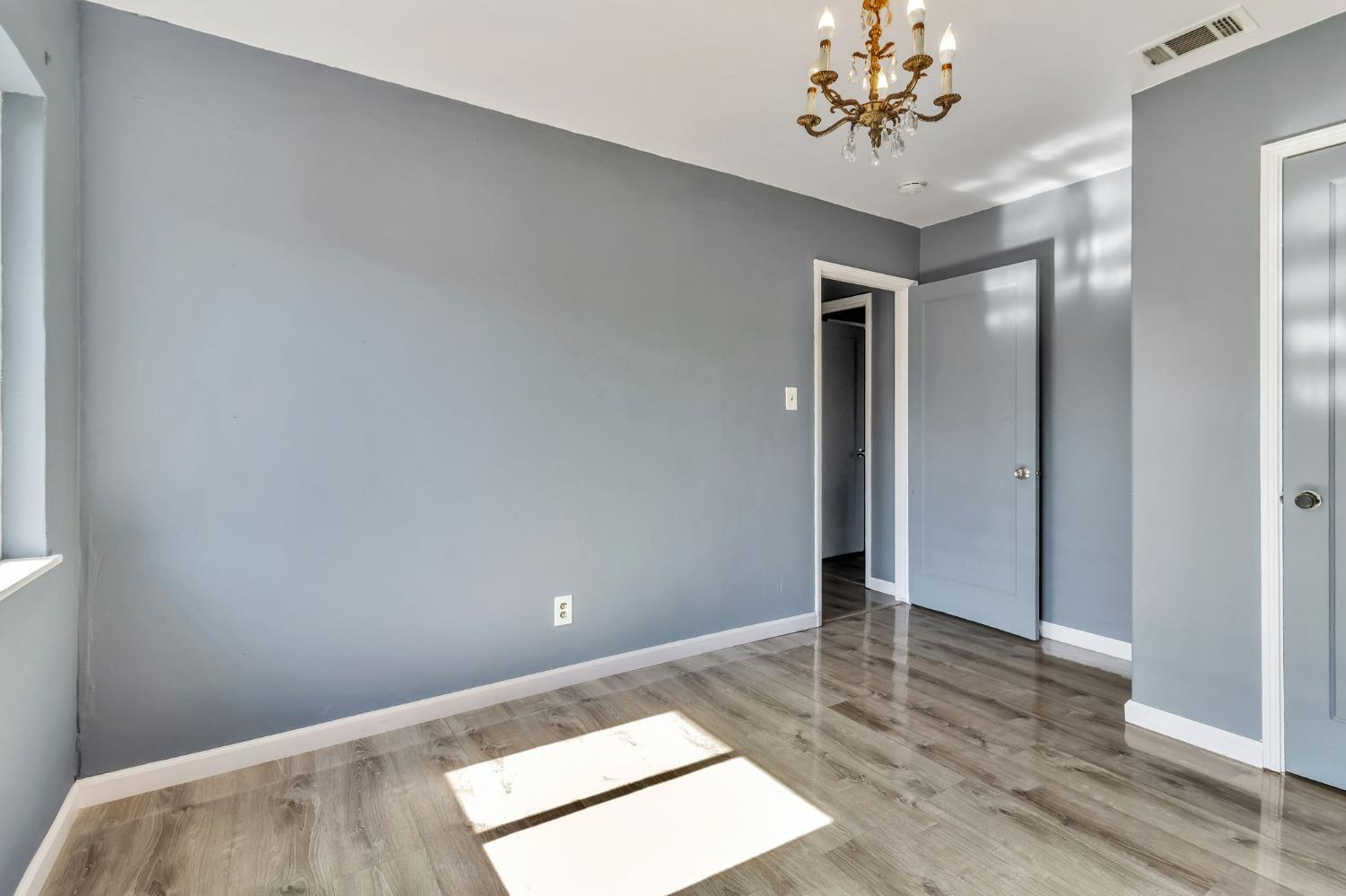 Detail Gallery Image 17 of 27 For 968 Lester Ave, Hayward,  CA 94541 - 4 Beds | 1 Baths
