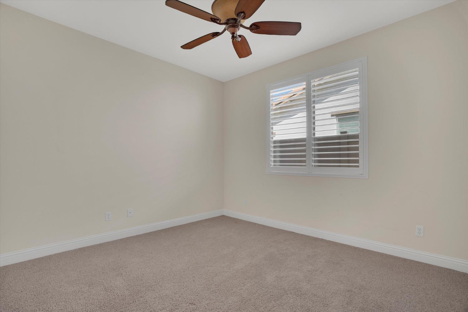Shadow Berry Drive, Manteca, California image 15