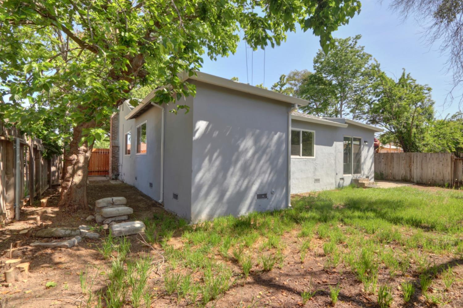 20th Avenue, Sacramento, California image 30