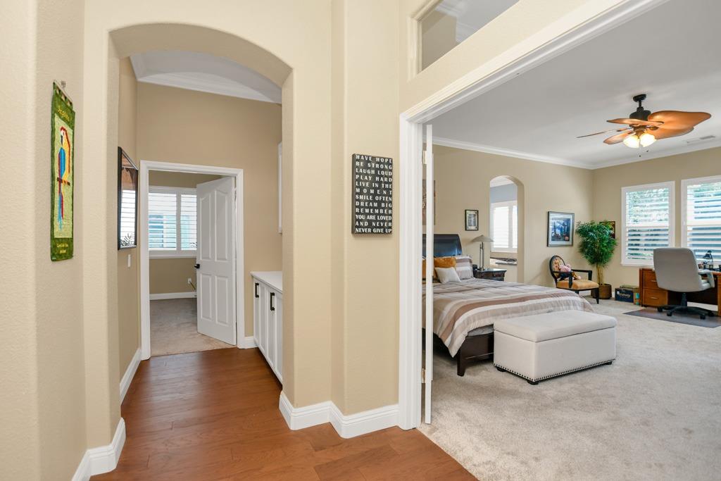 Katy Way, Brentwood, California image 24
