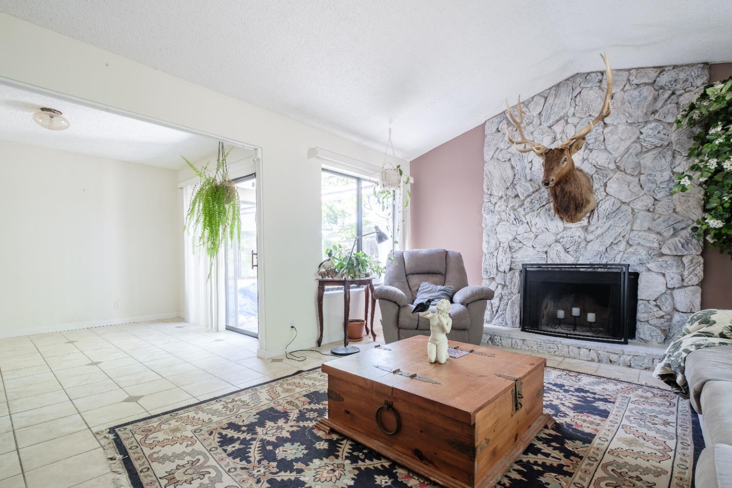 Platte River Court, Rancho Cordova, California image 3