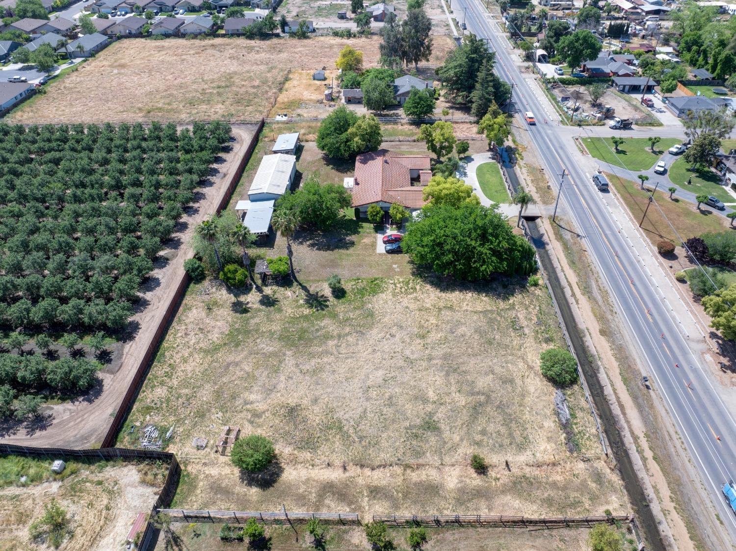 E Childs Avenue, Merced, California image 36