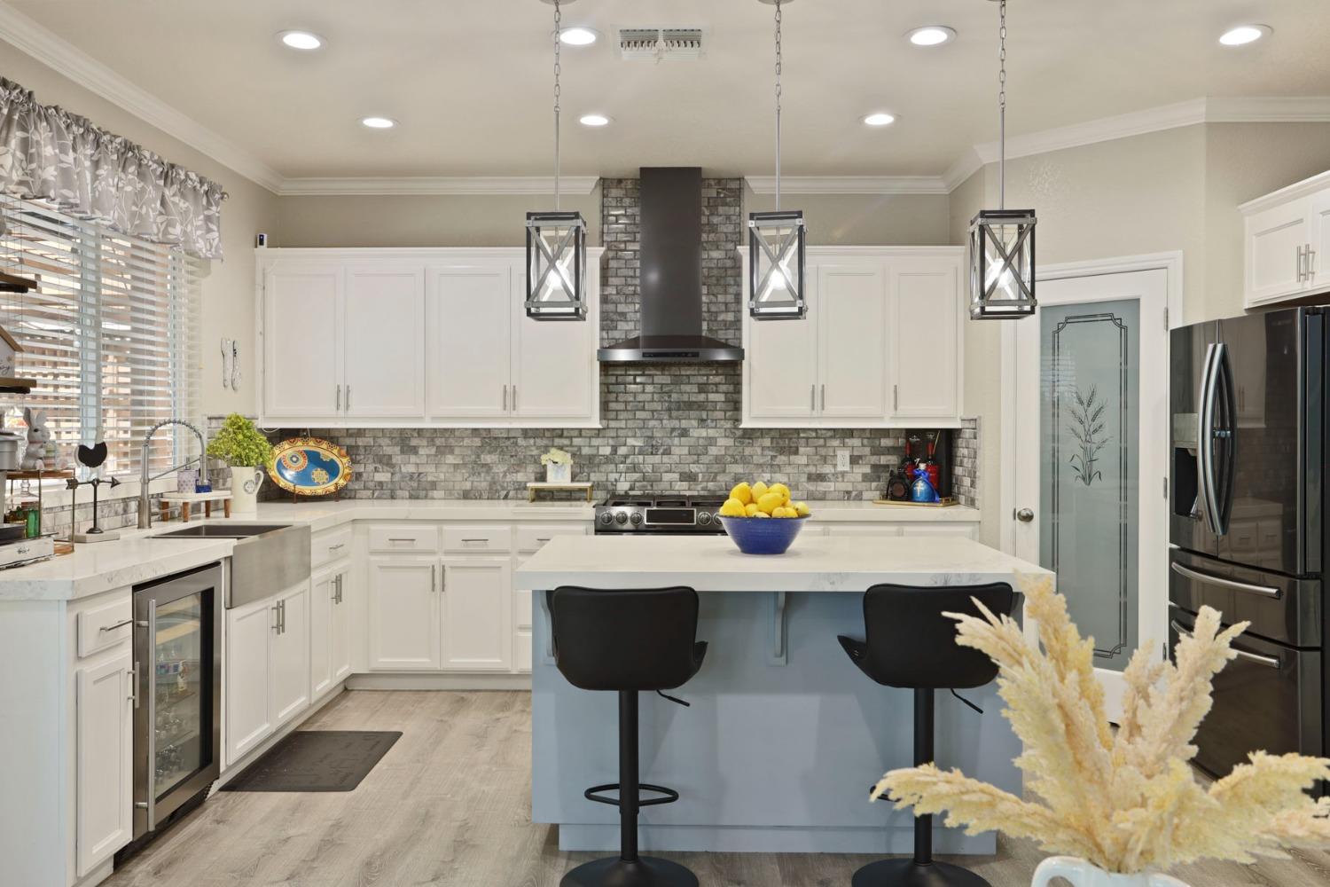 Detail Gallery Image 30 of 77 For 16907 E Cobble Creek Way, Lathrop,  CA 95330 - 4 Beds | 2/1 Baths