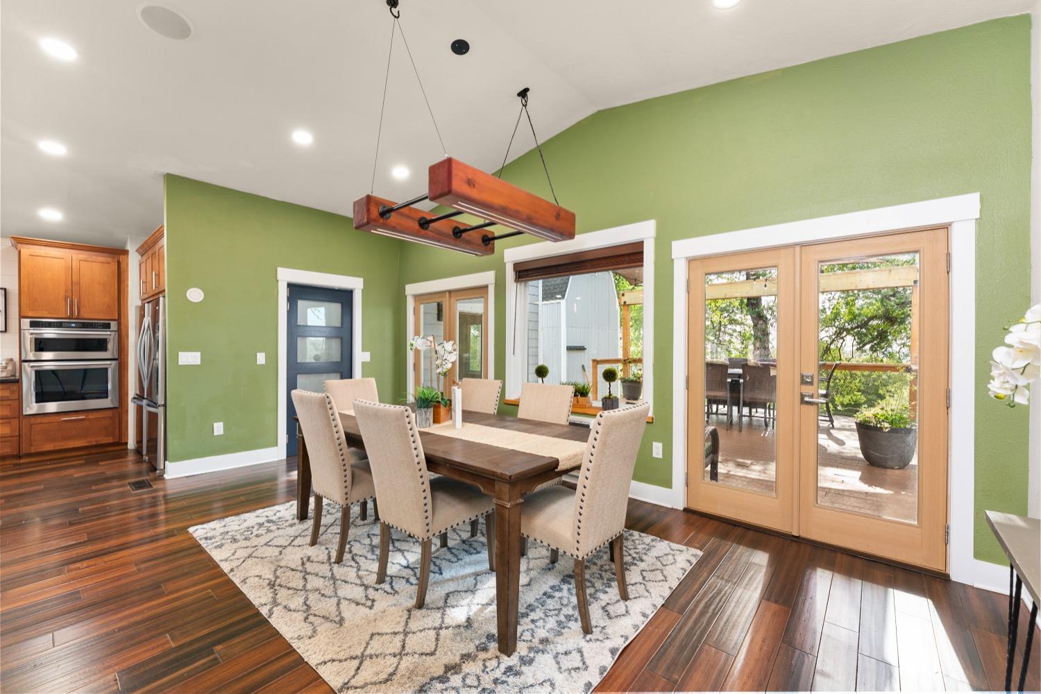 Detail Gallery Image 14 of 99 For 2710 Boulder Ln, Placerville,  CA 95667 - 4 Beds | 3 Baths