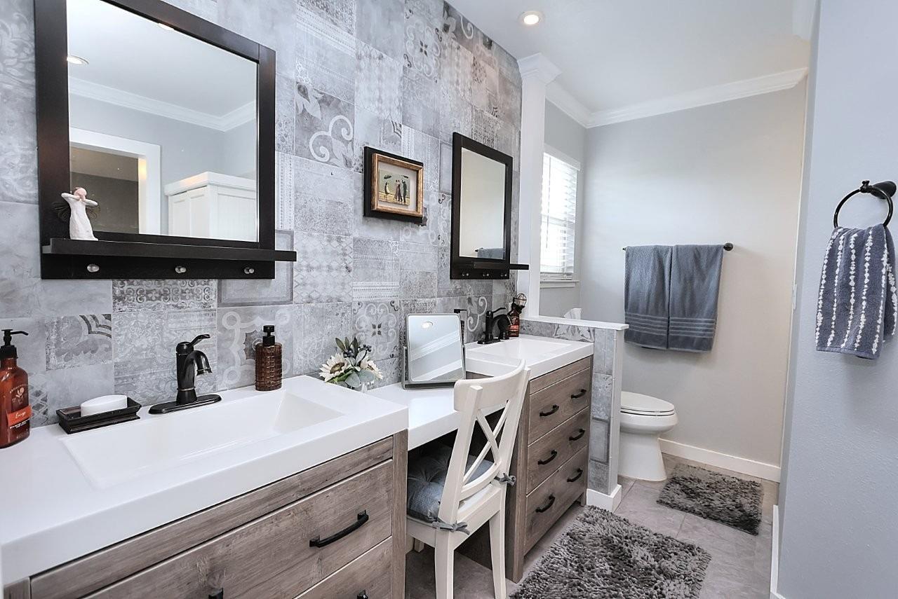 Detail Gallery Image 16 of 25 For 837 Lewis Ave, Woodland,  CA 95695 - 4 Beds | 2/1 Baths