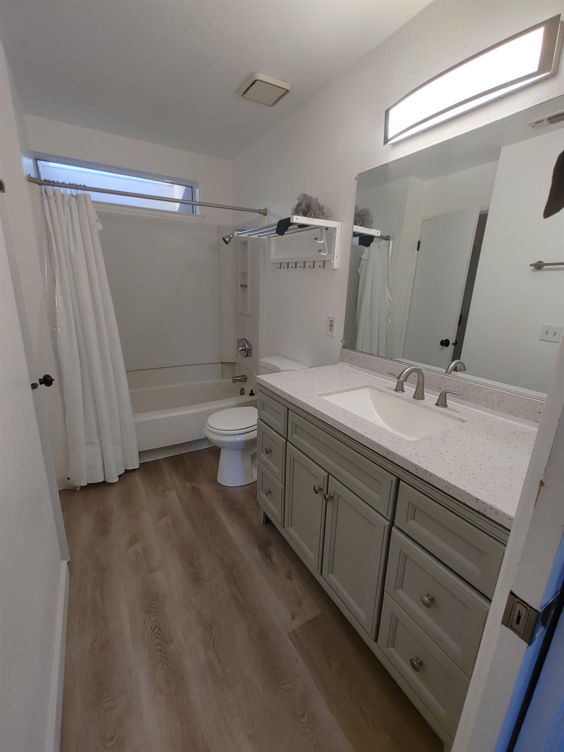 Photo #19: 225056023 Listing: Photo #19