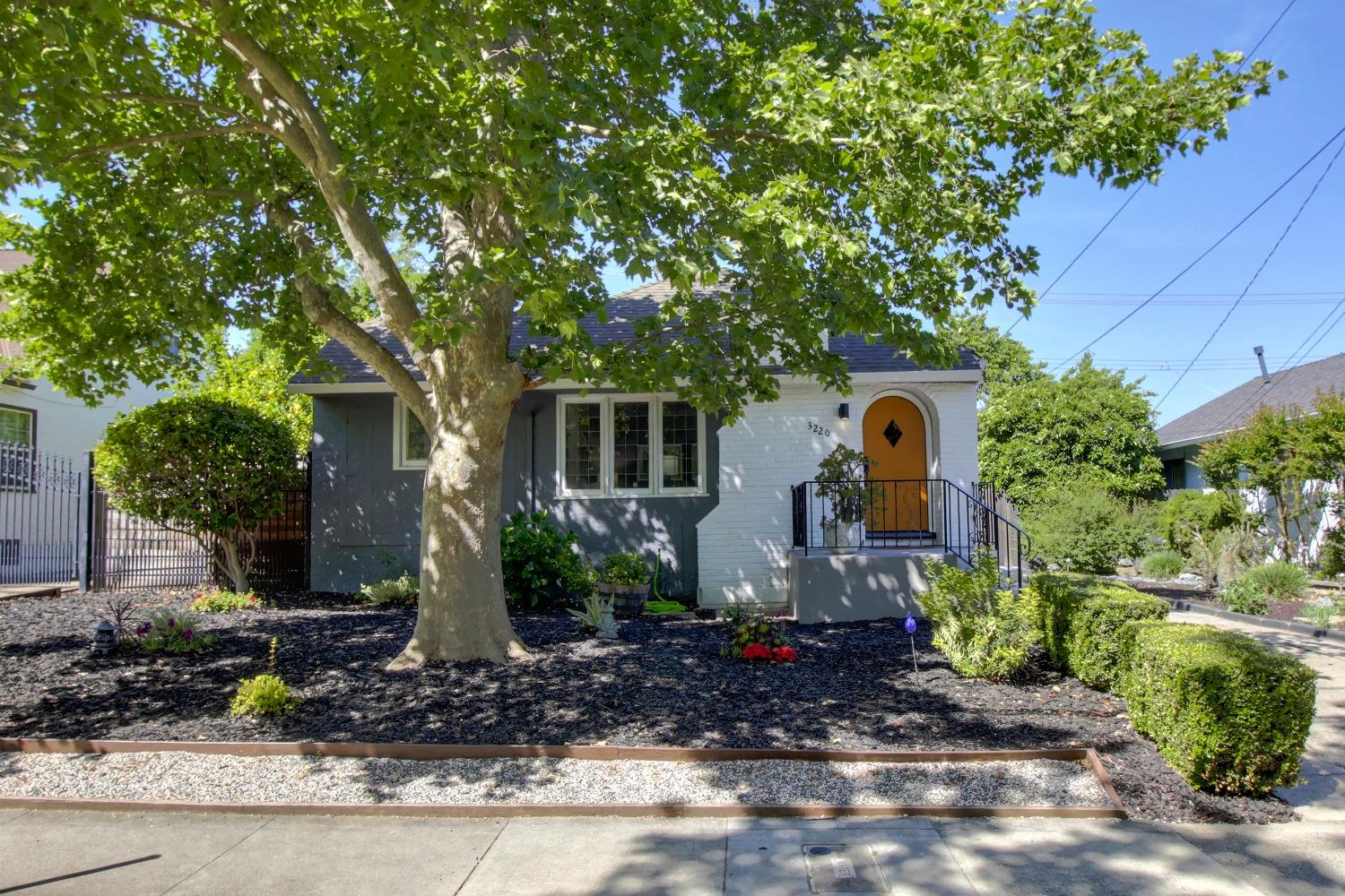 property-img