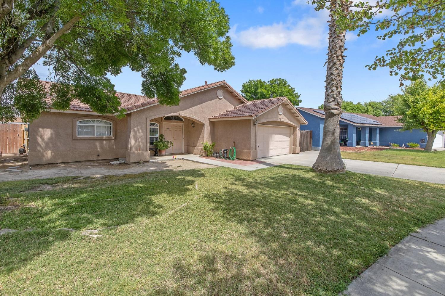 Florence Avenue, Lemoore, California image 3