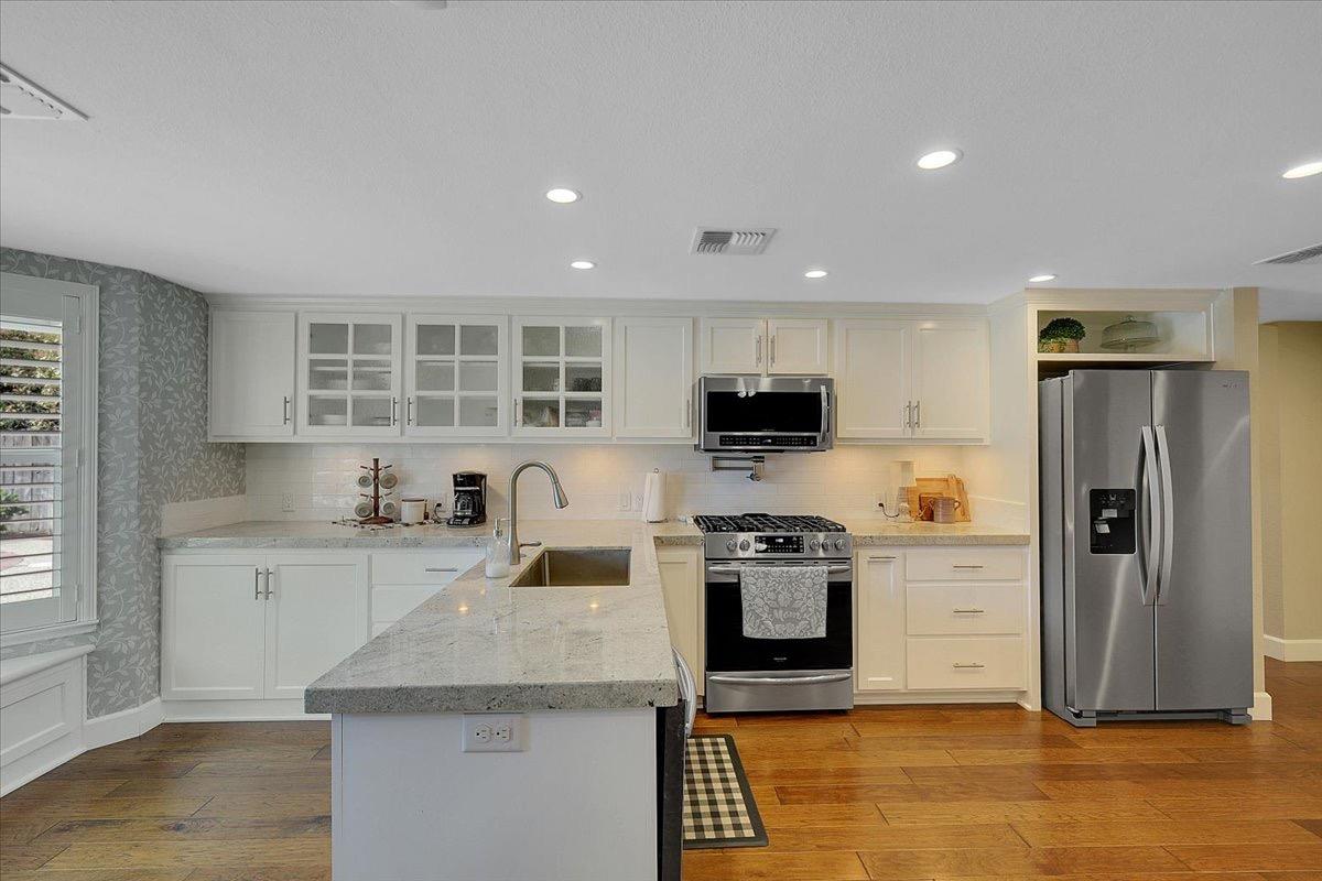 Detail Gallery Image 24 of 70 For 734 Mariner Loop, Yuba City,  CA 95991 - 4 Beds | 3 Baths