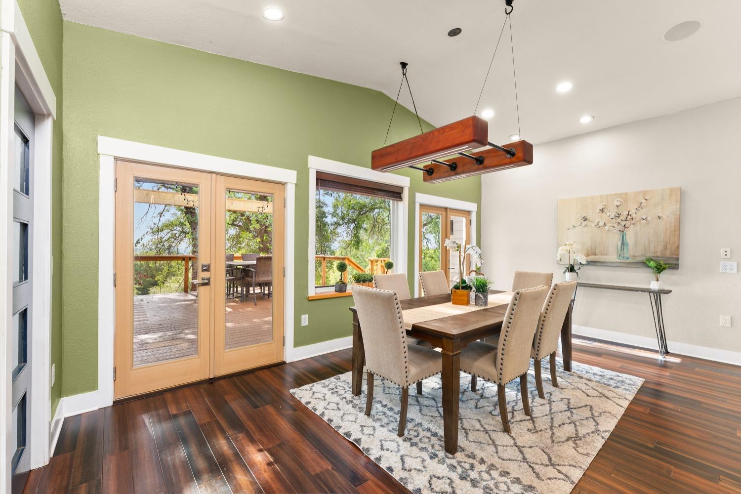 Detail Gallery Image 13 of 99 For 2710 Boulder Ln, Placerville,  CA 95667 - 4 Beds | 3 Baths