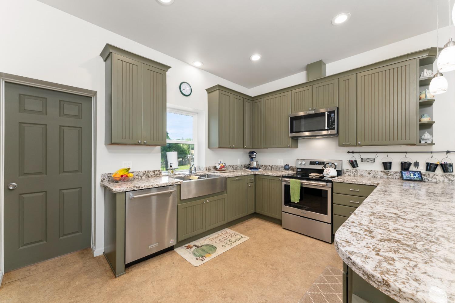 Detail Gallery Image 68 of 99 For 2710 Boulder Ln, Placerville,  CA 95667 - 4 Beds | 3 Baths