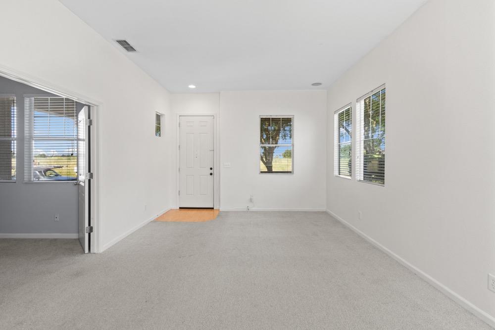 Detail Gallery Image 41 of 78 For 129 Opus Cir, Sacramento,  CA 95834 - 4 Beds | 2/1 Baths