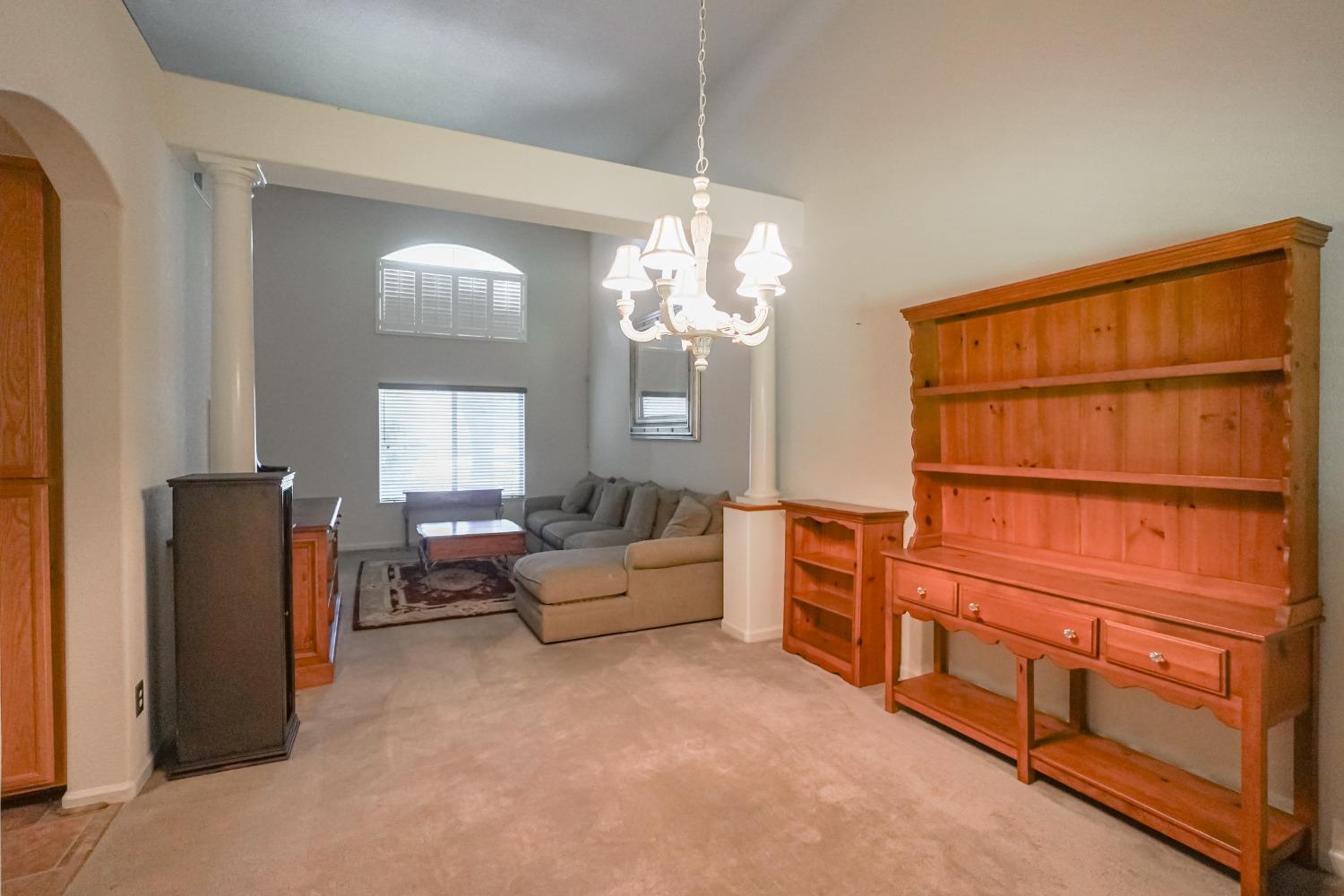 Detail Gallery Image 6 of 30 For 1685 via Milano, Gustine,  CA 95322 - 4 Beds | 3 Baths