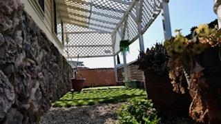 Detail Gallery Image 2 of 17 For 7451 Albezzia Ln, Sacramento,  CA 95829 - 2 Beds | 2 Baths