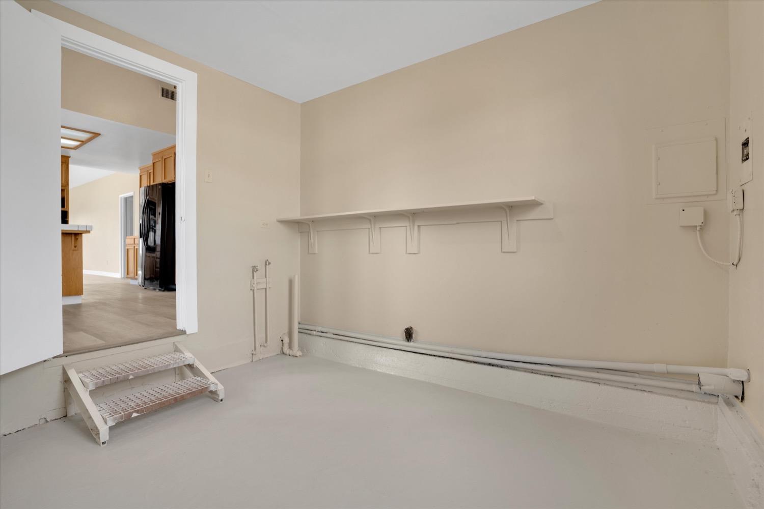 Detail Gallery Image 32 of 46 For 21549 E River Rd, Escalon,  CA 95320 - 3 Beds | 2 Baths