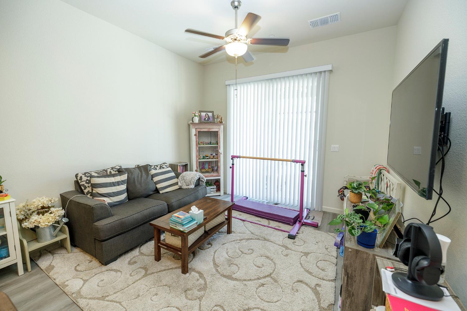 Chavez Court, Riverbank, California image 6