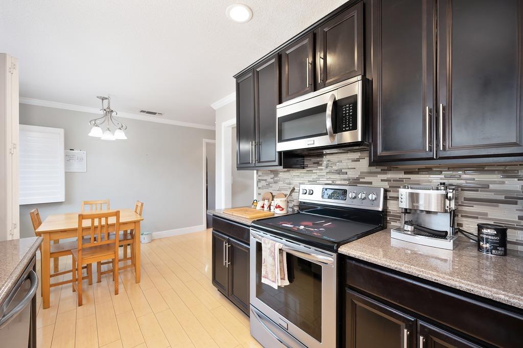 Detail Gallery Image 20 of 60 For 1402 Louise Ave, Modesto,  CA 95350 - 3 Beds | 3 Baths