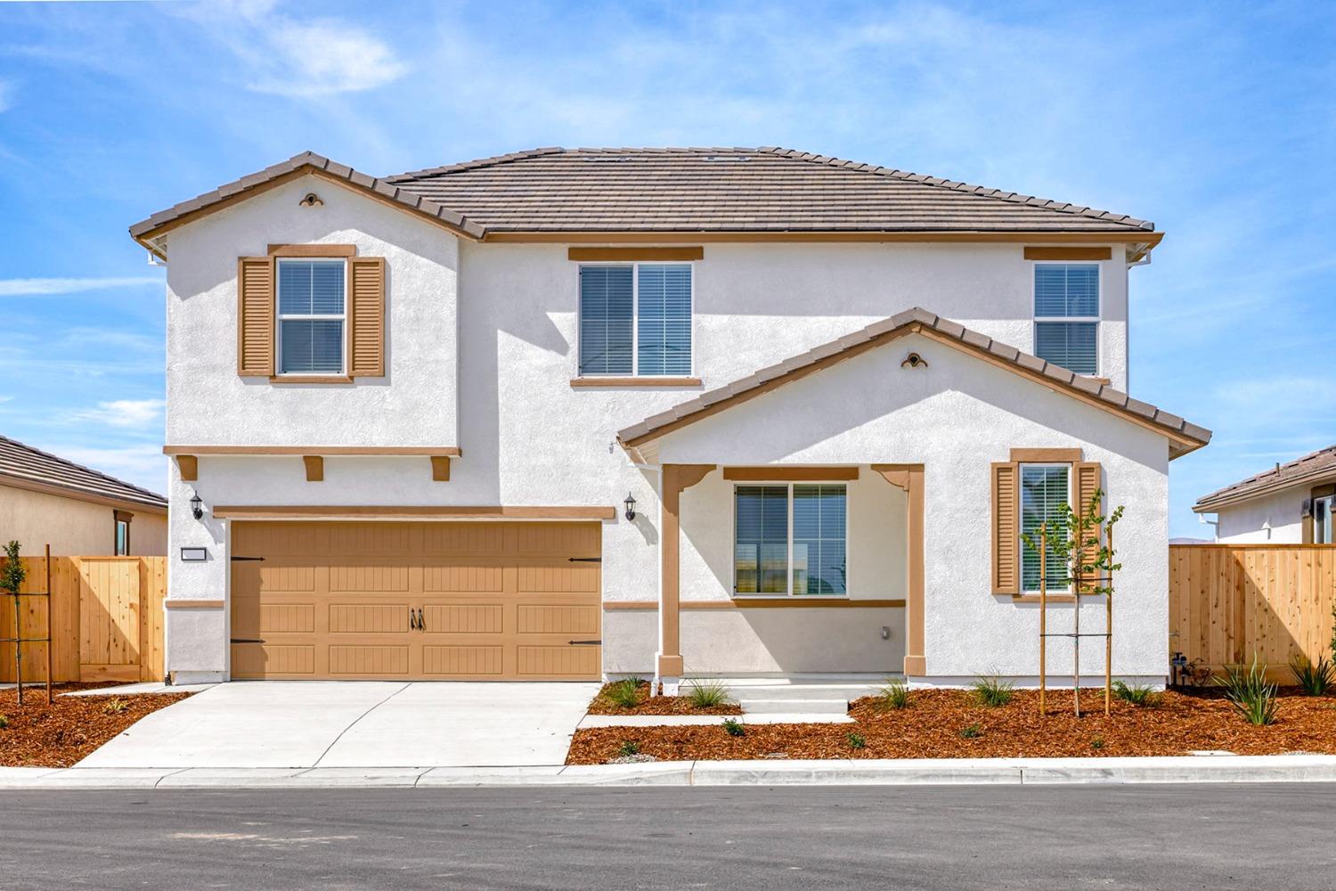 Detail Gallery Image 1 of 11 For 825 Chatham Ln, Patterson,  CA 95363 - 4 Beds | 2/1 Baths