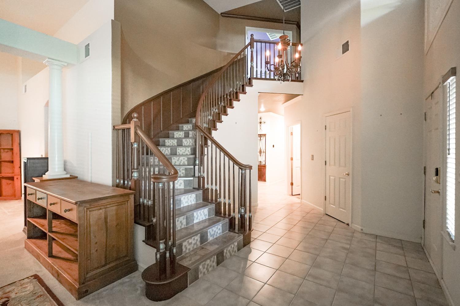 Detail Gallery Image 4 of 30 For 1685 via Milano, Gustine,  CA 95322 - 4 Beds | 3 Baths