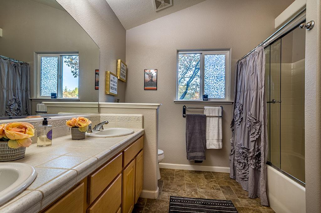 Patricia Way, Grass Valley, California image 10