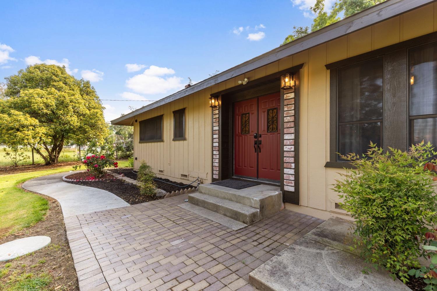 Detail Gallery Image 1 of 93 For 8300 16th St, Elverta,  CA 95626 - 3 Beds | 3 Baths