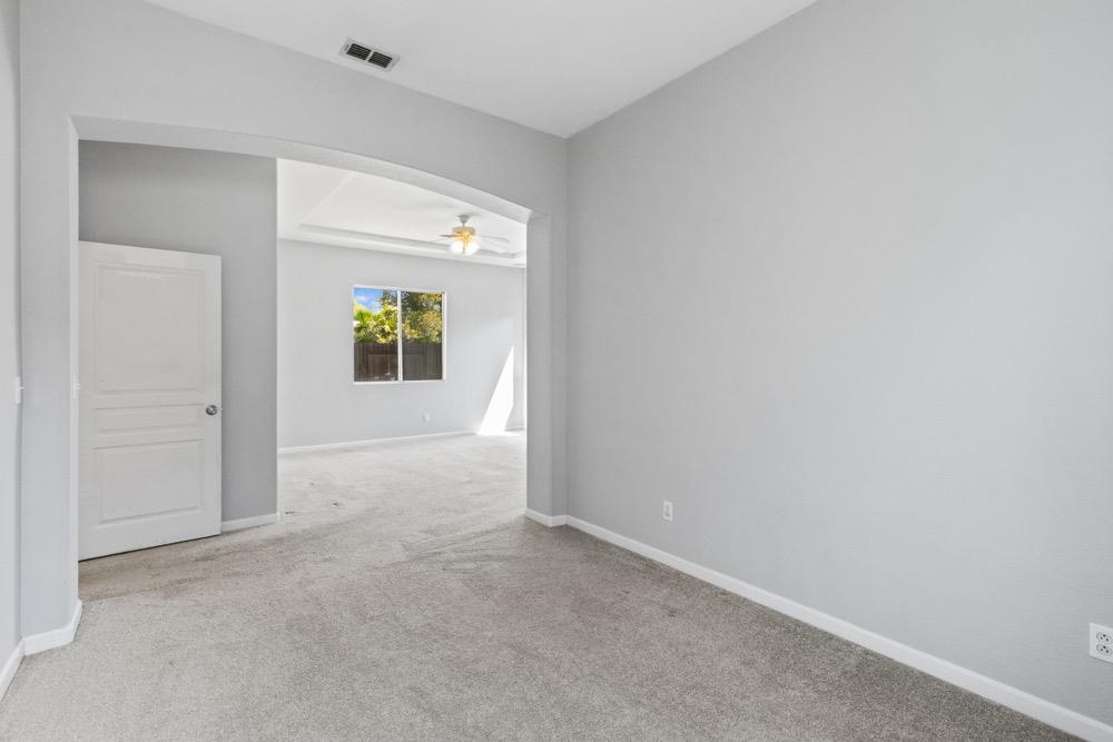 Detail Gallery Image 31 of 78 For 129 Opus Cir, Sacramento,  CA 95834 - 4 Beds | 2/1 Baths