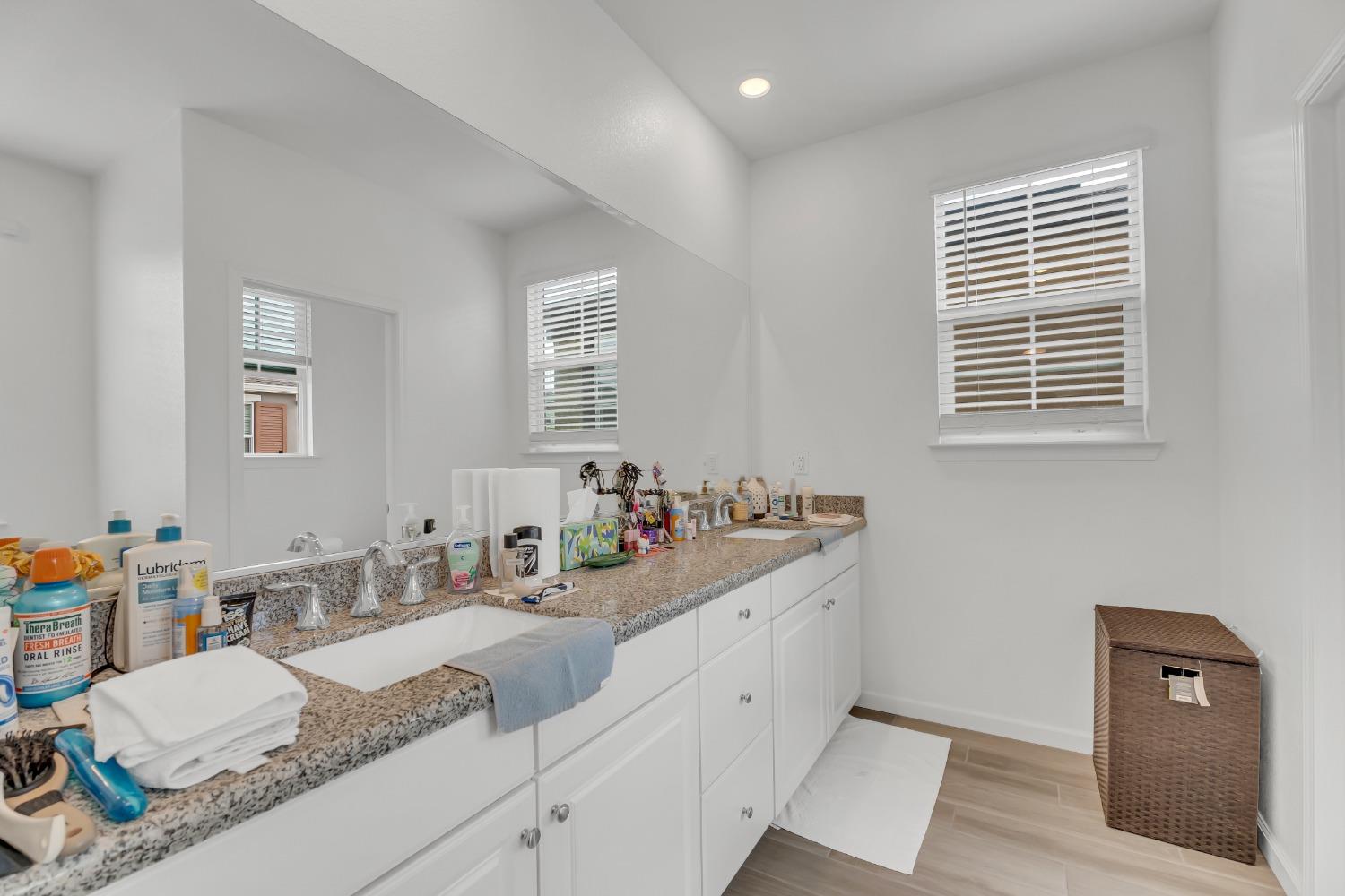 Detail Gallery Image 18 of 32 For 4017 Matterhorn Pl, Roseville,  CA 95747 - 4 Beds | 3 Baths