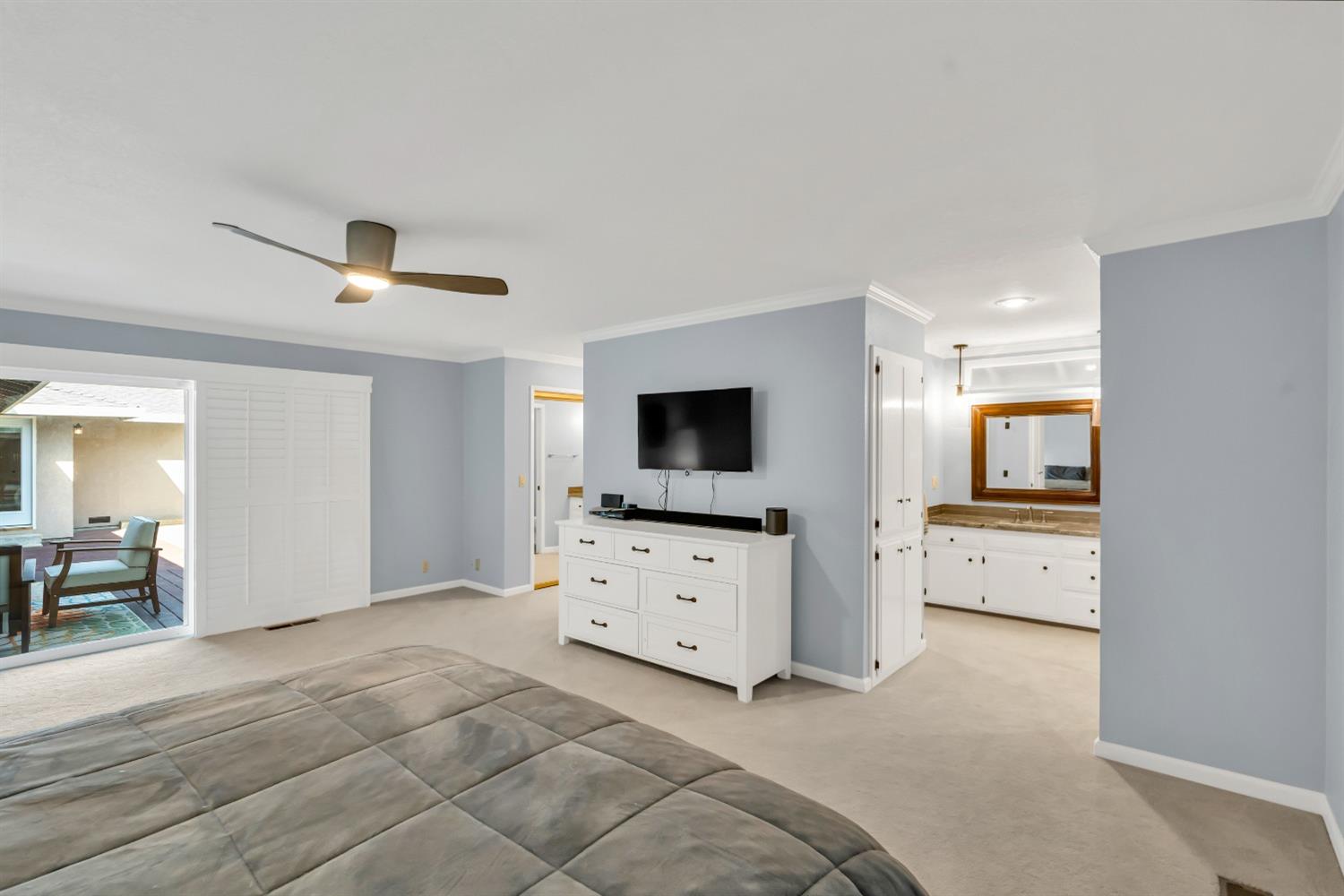 Detail Gallery Image 41 of 64 For 4644 American River Dr, Sacramento,  CA 95864 - 5 Beds | 3 Baths