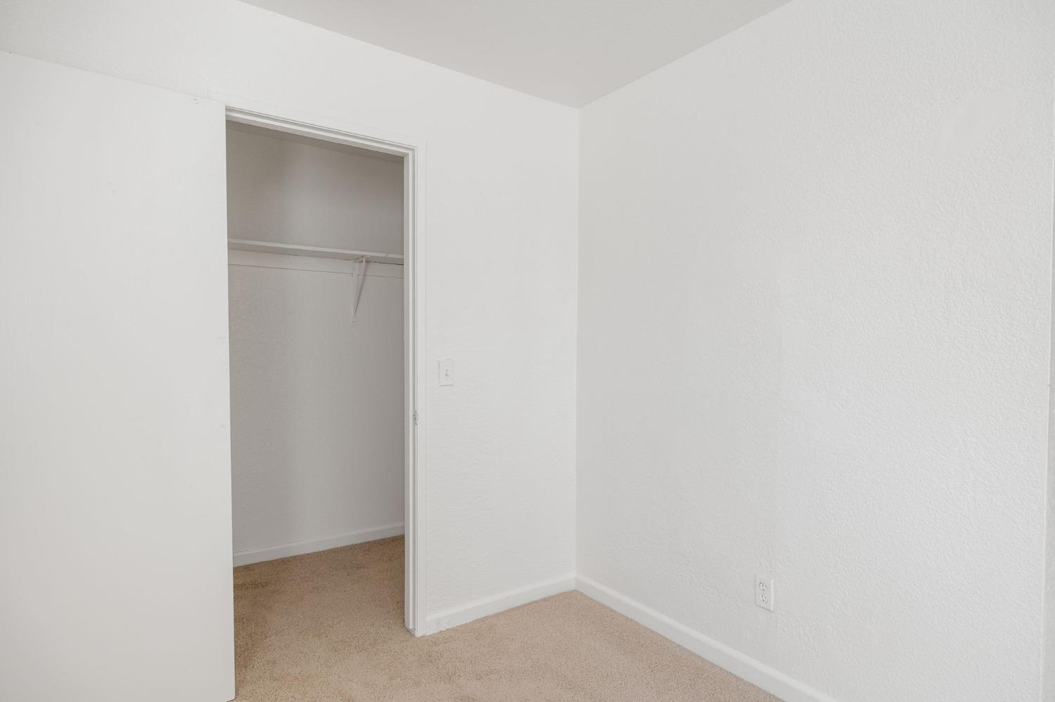 Clover Manor Way, Sacramento, California image 21