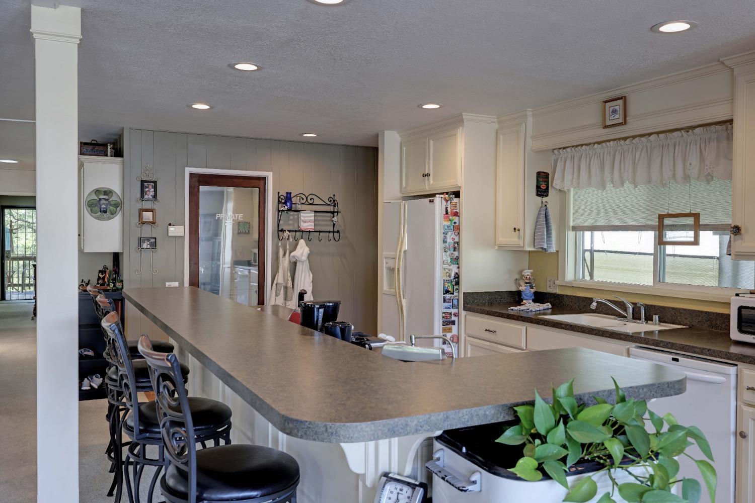 Detail Gallery Image 19 of 51 For 3765 Grass Valley Hwy 203, Auburn,  CA 95602 - 2 Beds | 2 Baths