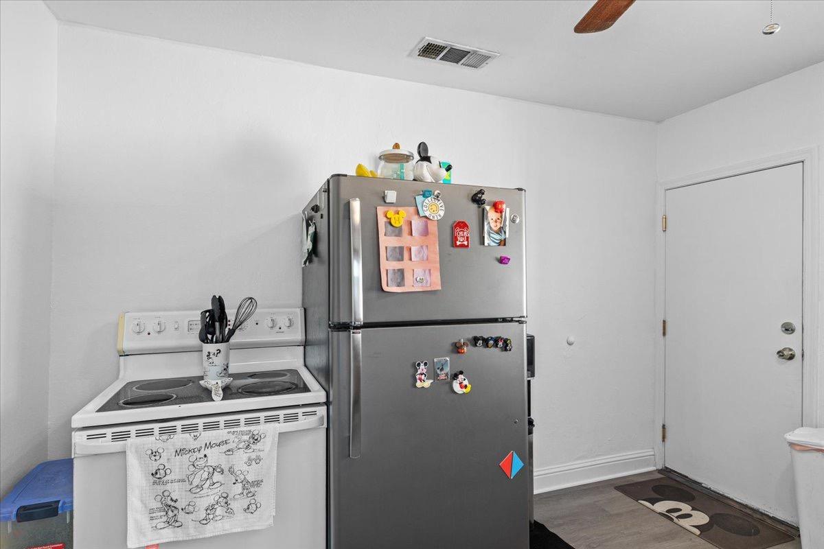 Detail Gallery Image 14 of 54 For 231 Poplar Ave, Manteca,  CA 95336 - 3 Beds | 2 Baths