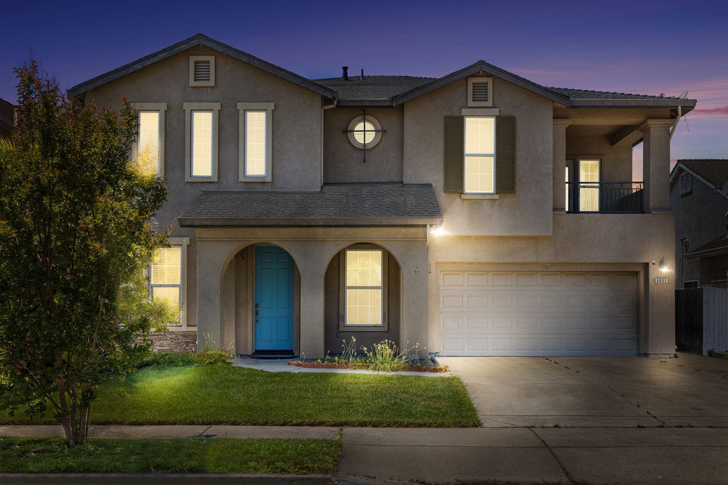Alton Court, Riverbank, California image 2
